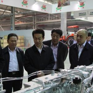 ʡ�֏��������L(zh��ng)�{(di��o)���R�����b����������(f��)�Ϸʮa(ch��n)�I(y��)��Ⱥ�l(f��)չ